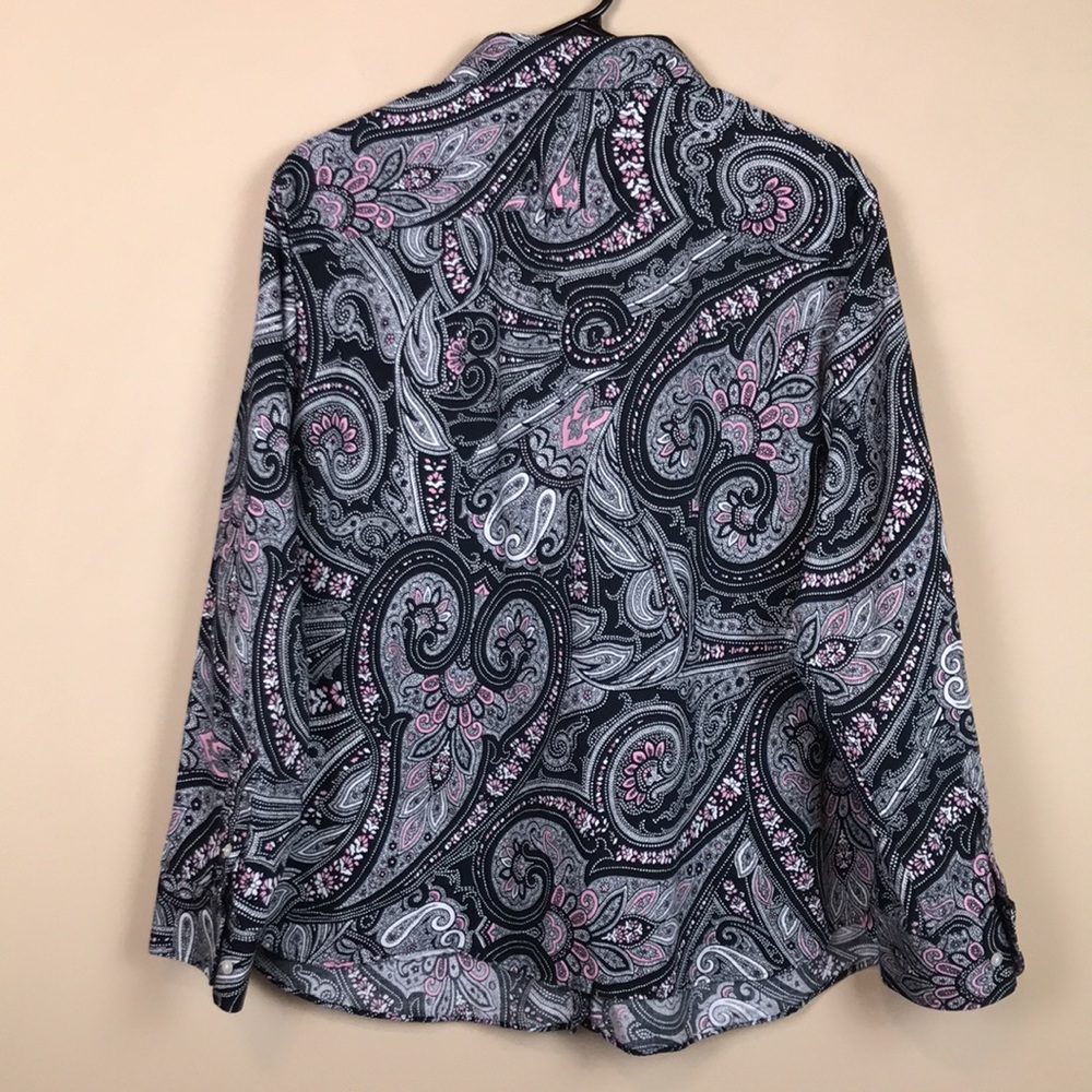 Chaps Classics Women’s No Iron Paisley Print Long Sleeve Button-Up Shirt - Picture 5 of 8